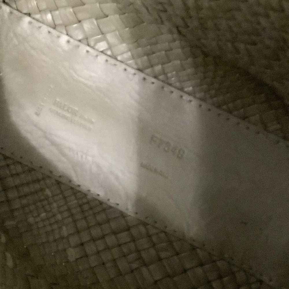 Woven Leather Tote Bag in Sage Green - Picture 2 of 4